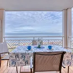 Apartment Michelet